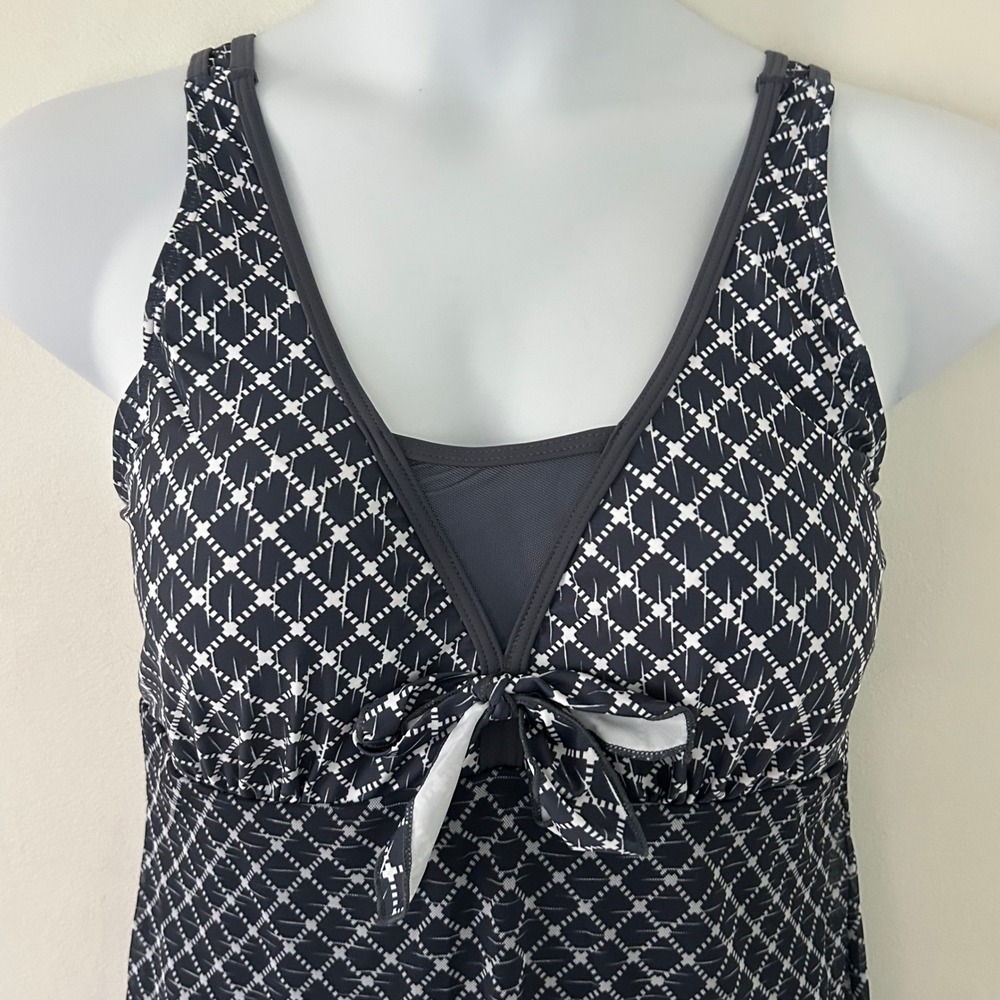 Women Navy White One-Piece Geometric Mesh Modest Swimsuit Swim Dress XL NWOT - Picture 2 of 10
